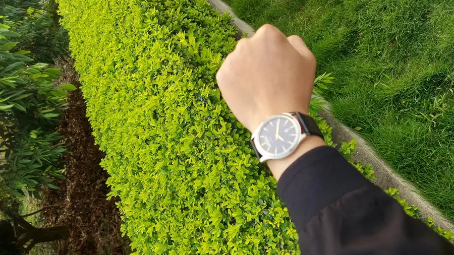 Khách hàng review Đồng hồ TITAN 50 mm Nam 1767SL03 3