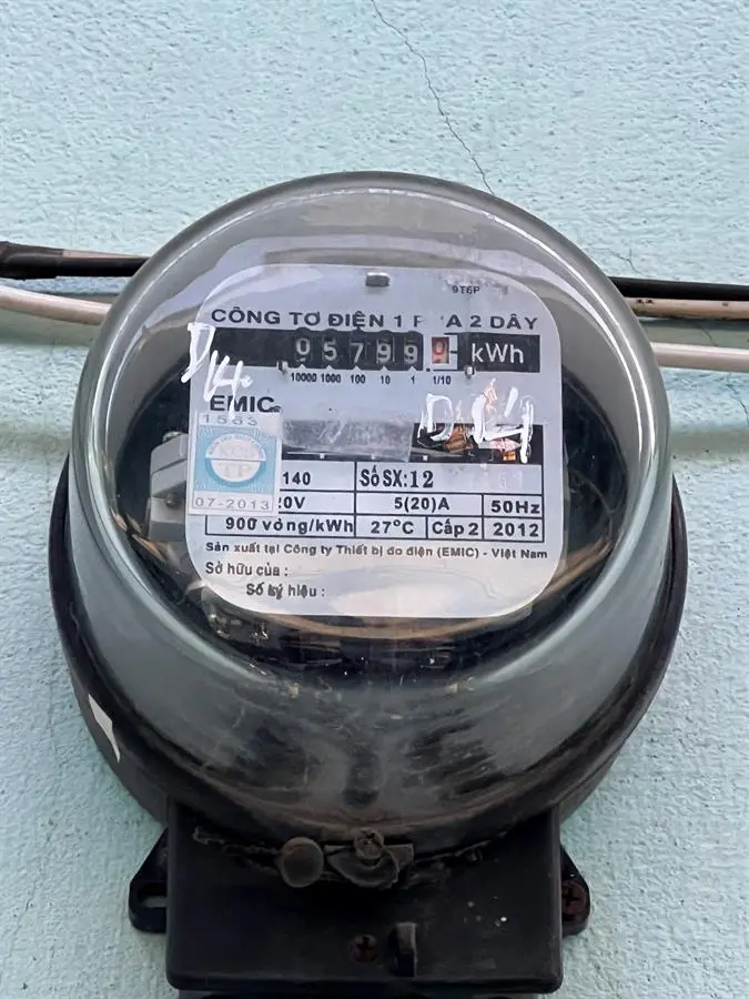 Khách hàng review Máy lạnh Gree Inverter 1 HP GWC09PB-K3D0P4 8