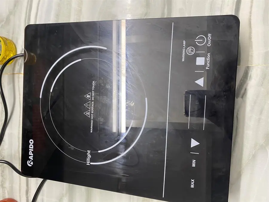 Khách hàng review Bếp hồng ngoại Rapido RC2000ES 3