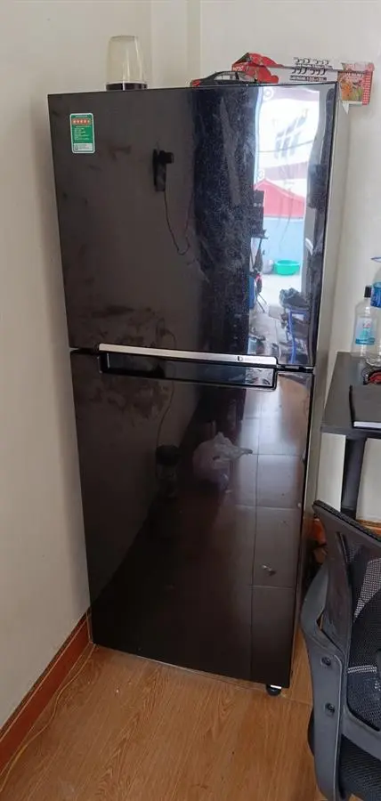 Khách hàng review Tủ lạnh Samsung Inverter 208 lít RT20HAR8DBU/SV 18