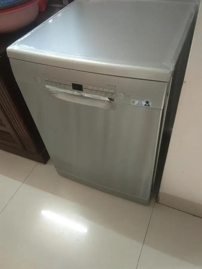 Khách hàng review Máy rửa chén độc lập Bosch SMS2IVI61E 3