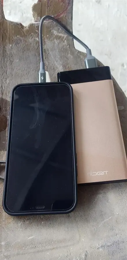 Khách hàng review Pin sạc dự phòng Polymer 10.000 mAh Type C PD QC3.0 18W Mbest DS506-WB 3