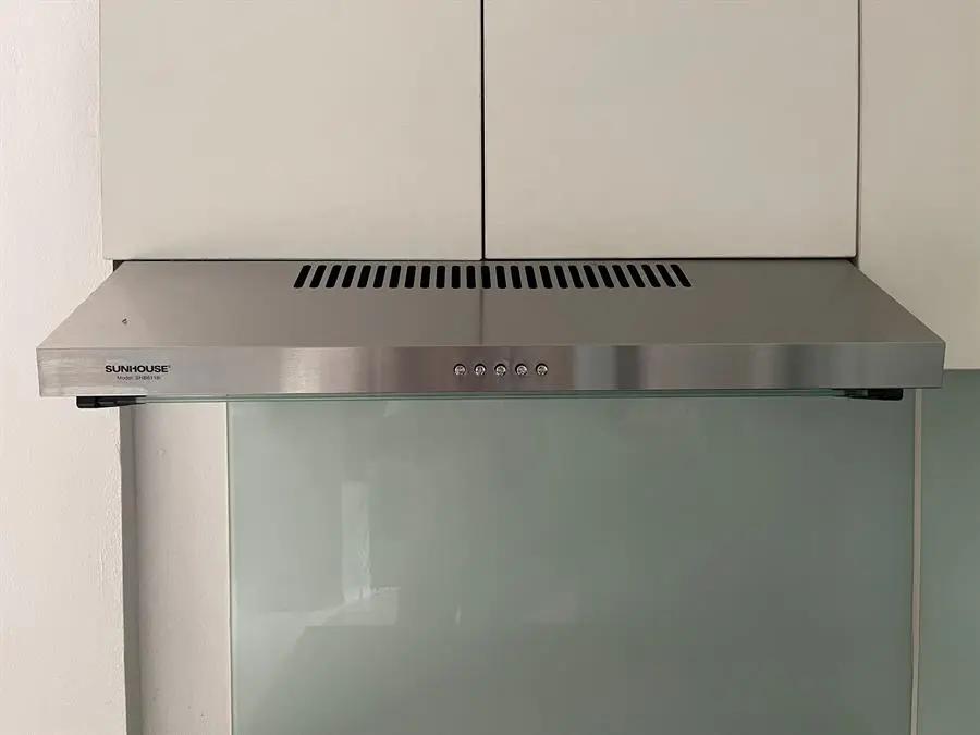 Khách hàng review Máy hút mùi âm tủ Sunhouse SHB6118I 4