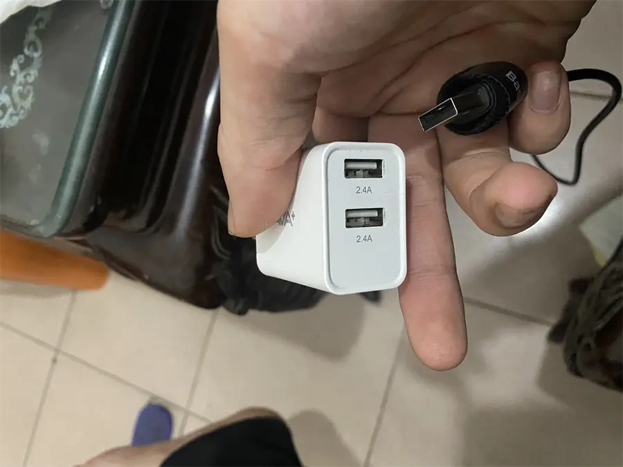Khách hàng review Adapter Sạc USB 12W AVA  DS020B 6