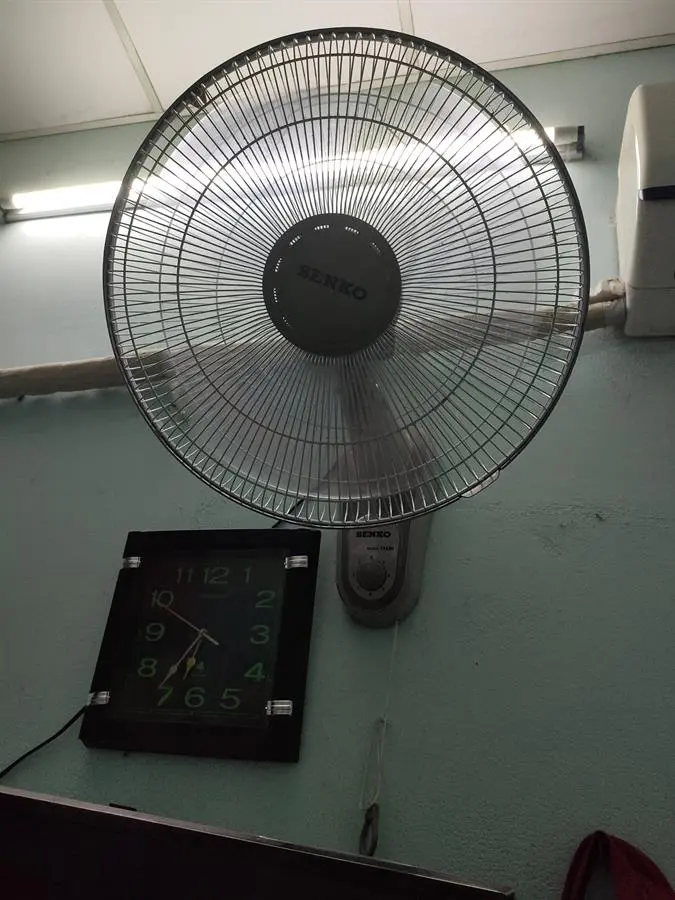 Khách hàng review Quạt treo tường Senko 3 cánh T1680 47W 18