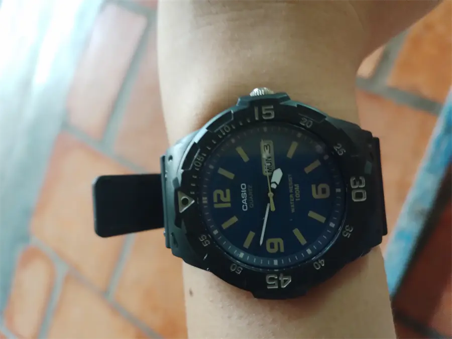 Khách hàng review Đồng hồ CASIO Timeless 43 mm Nam MRW-200H-2B3VDF 4