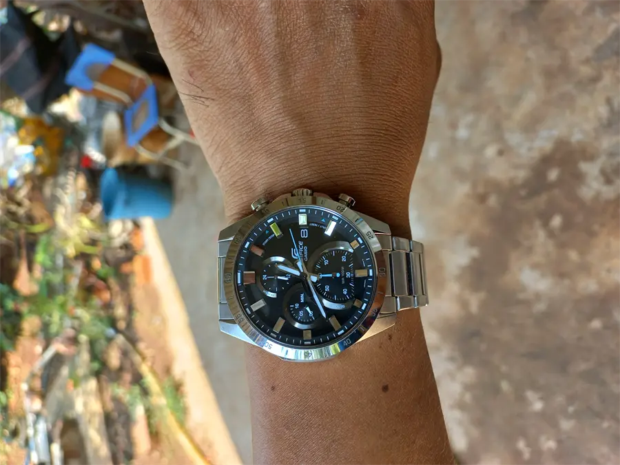 Khách hàng review Đồng hồ EDIFICE CASIO 47.1 mm Nam EFR-571D-1AVUDF 3