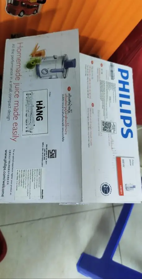 Khách hàng review Máy ép trái cây Philips HR1811 13
