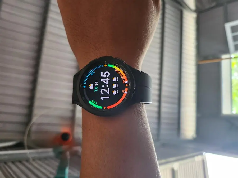 Khách hàng review Đồng hồ thông minh Samsung Galaxy Watch4 LTE Classic 46mm Đen 4
