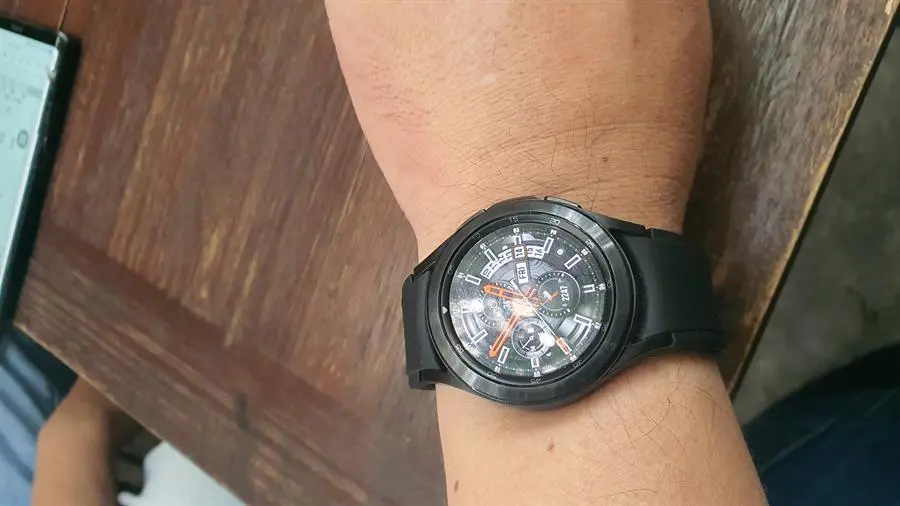 Khách hàng review Đồng hồ thông minh Samsung Galaxy Watch4 Classic 42mm 3