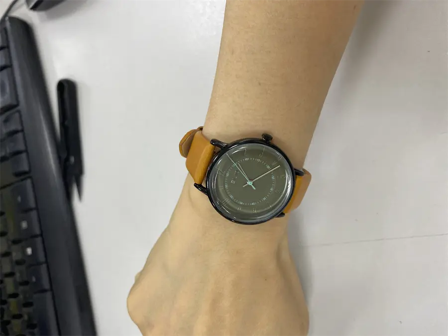 Khách hàng review Đồng hồ ELIO Nàng Thơ 33 mm Nữ EL078-02 1
