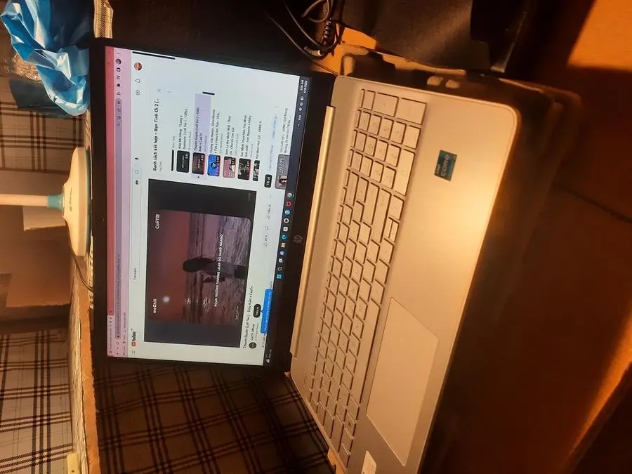 Khách hàng review Laptop HP 15s fq2716TU i3 1115G4/8GB/512GB/Win11 (7C0X3PA) 2