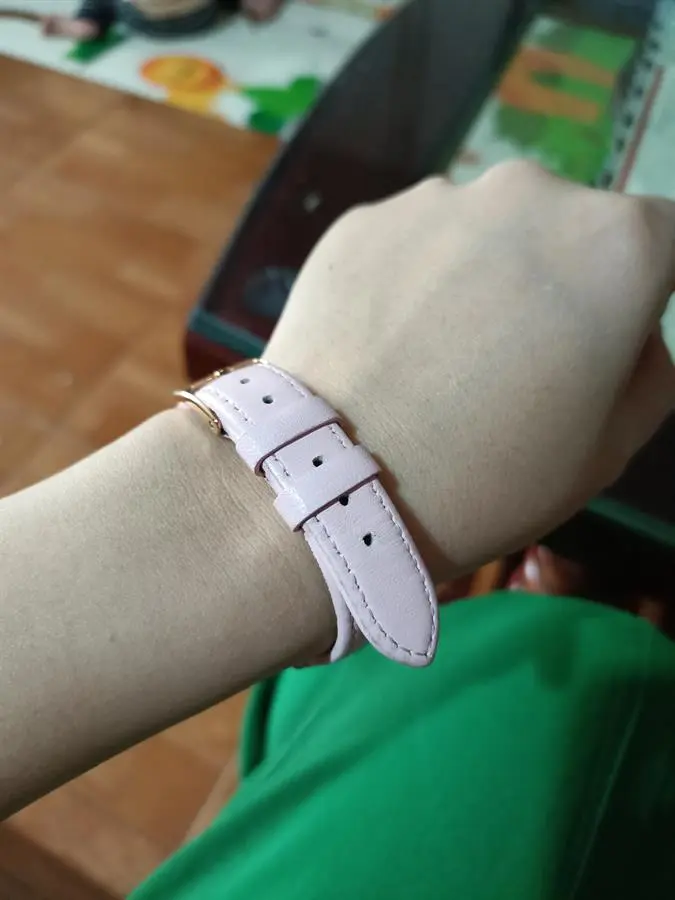 Khách hàng review Đồng hồ ELIO Nắng Xuân 32 mm Nữ EL031-01 1