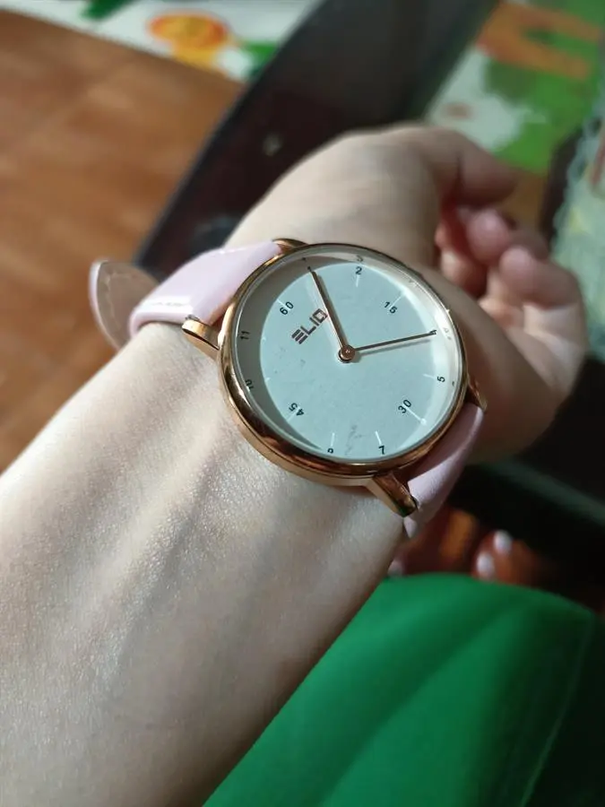 Khách hàng review Đồng hồ ELIO Nắng Xuân 32 mm Nữ EL031-01 3