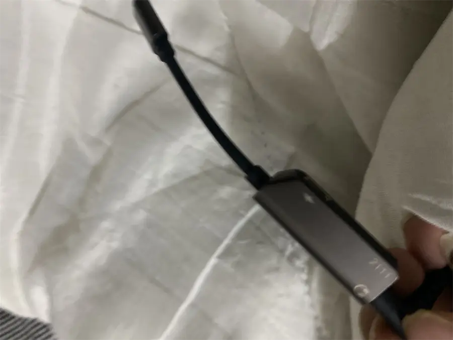 Khách hàng review Cáp chuyển đổi 2 cổng lightning sang 3.5mm Xmobile TS-E123 Xám 2