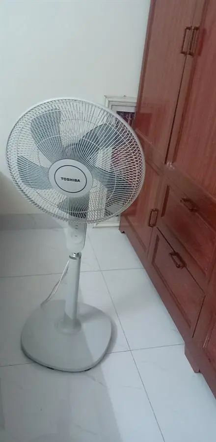 Khách hàng review Quạt đứng Toshiba 5 cánh F-LSA20(H)VN 60W 15