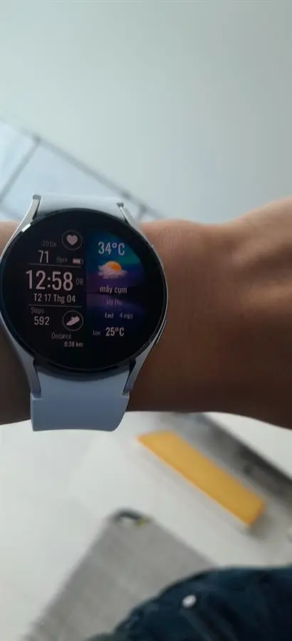 Khách hàng review Đồng hồ thông minh Samsung Galaxy Watch4 40mm 10