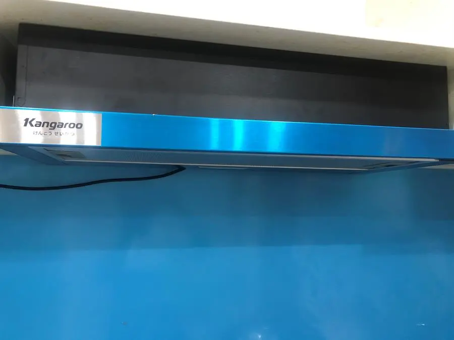 Khách hàng review Máy hút mùi âm tủ Kangaroo KG70BH1 2