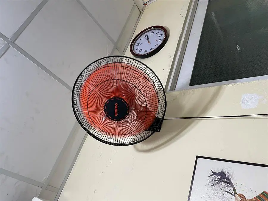 Khách hàng review Quạt treo tường Senko 7 cánh TC1622 65W 16