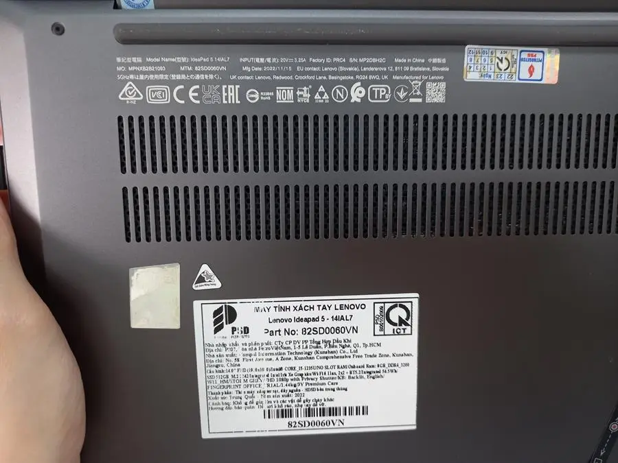 Khách hàng review Laptop Lenovo Ideapad 5 14IAL7 i5 1235U/8GB/512GB/Win11 (82SD0060VN) 3