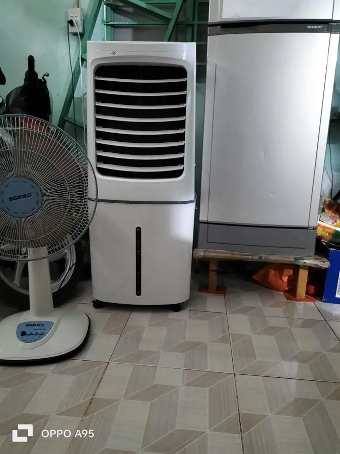 Khách hàng review Quạt điều hòa Midea AC200-17JR 200W 2
