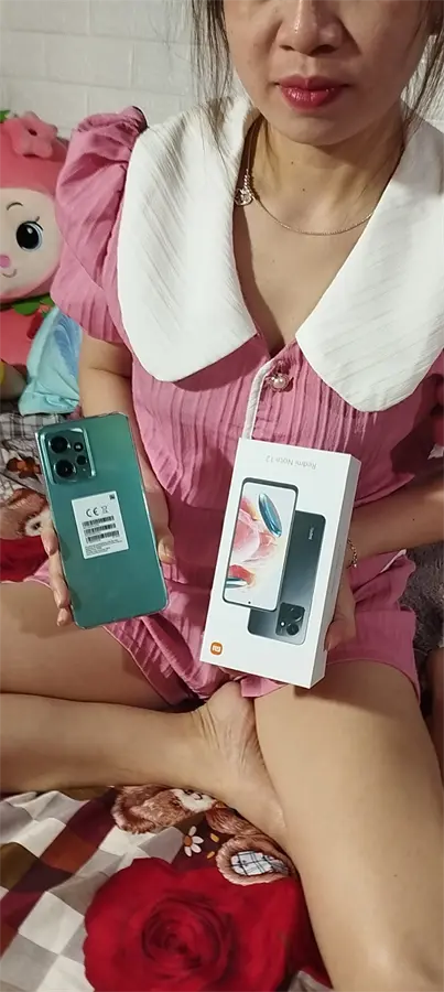Khách hàng review Điện thoại Xiaomi Redmi Note 12 (4GB/128GB) 17