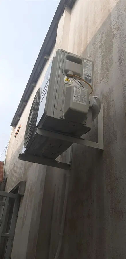 Khách hàng review Máy lạnh Samsung Inverter 1 HP AR09TYHQASINSV 48