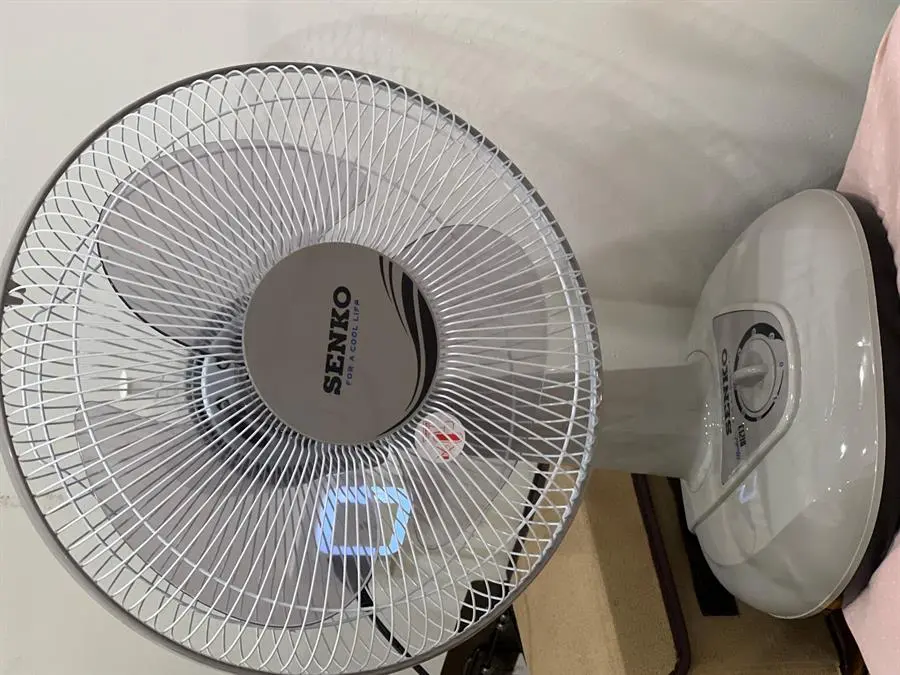 Khách hàng review Quạt bàn Senko 3 cánh B1213 40W 5