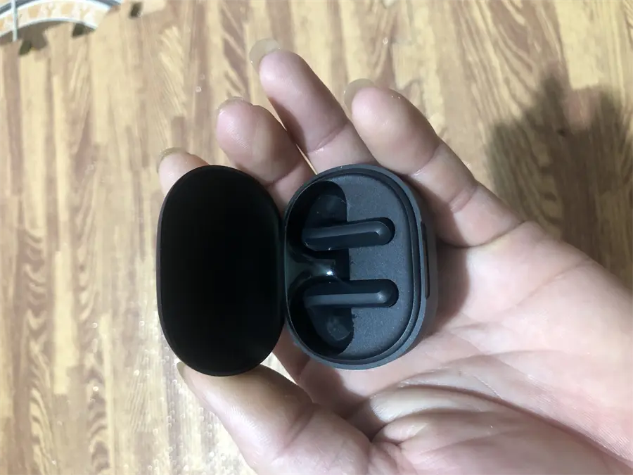 Khách hàng review Tai nghe Bluetooth True Wireless Xiaomi Redmi Buds 4 Lite 15