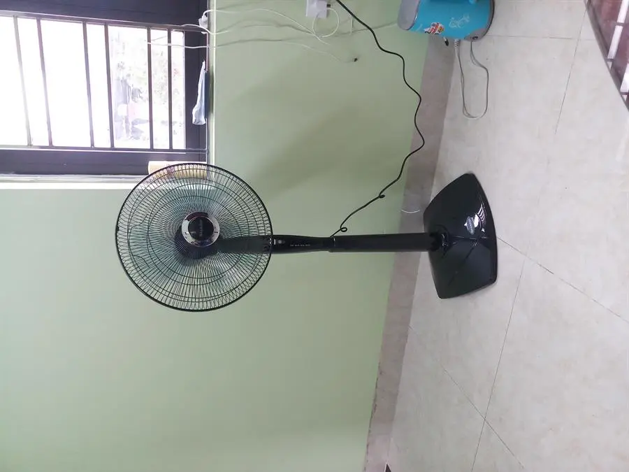 Khách hàng review Quạt cây Sharp 3 cánh PJ-S40RV-DG 50W 5