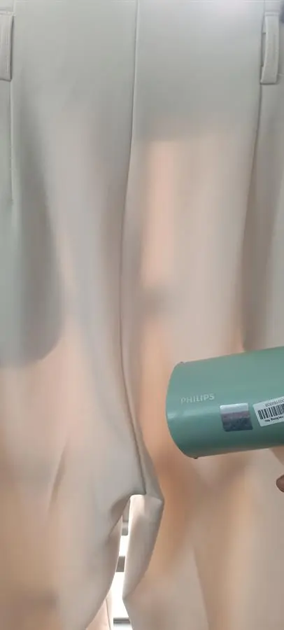 Khách hàng review Bàn ủi hơi nước cầm tay Philips STH3010 1090W 1