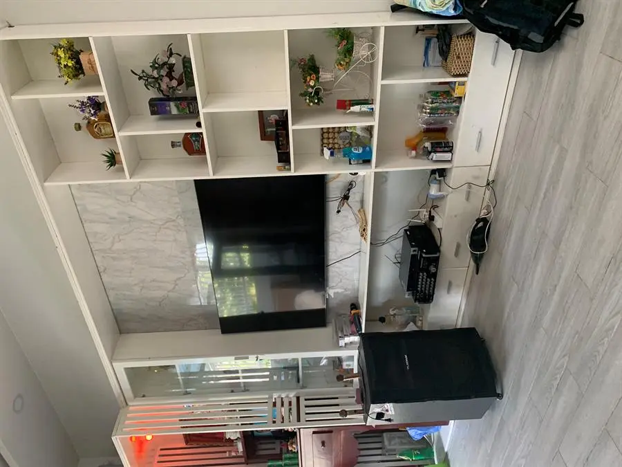 Khách hàng review Smart Tivi Samsung 4K Crystal UHD 65 inch UA65AU8100 16