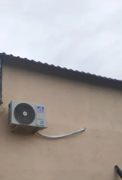Khách hàng review Máy lạnh Funiki Inverter 1 HP HIC09TMU.ST3 117