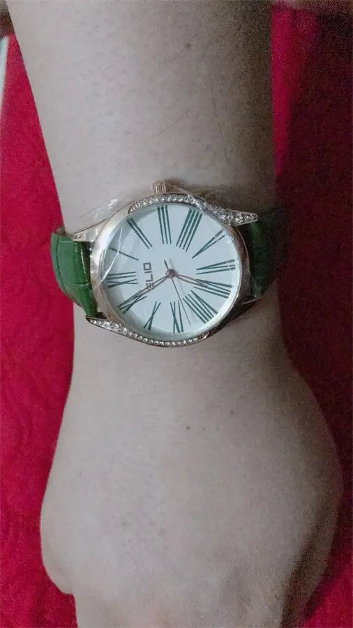 Khách hàng review Đồng hồ ELIO Xmas 36 mm Nữ EL083-02 2