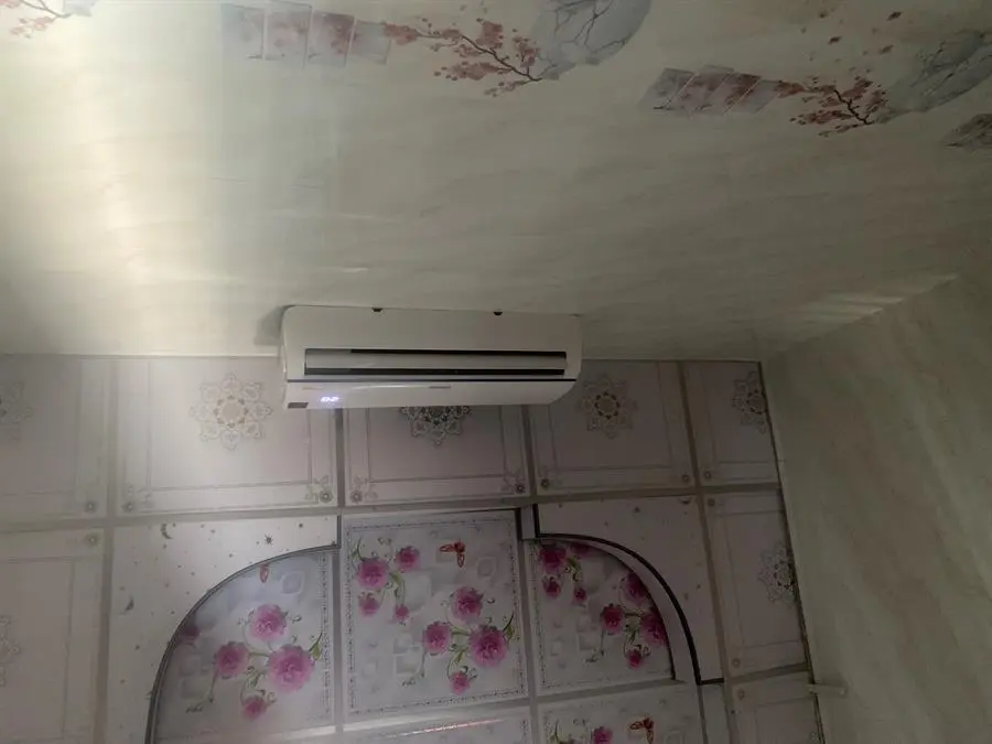 Khách hàng review Máy lạnh Samsung Inverter 1 HP AR09TYHQASINSV 44
