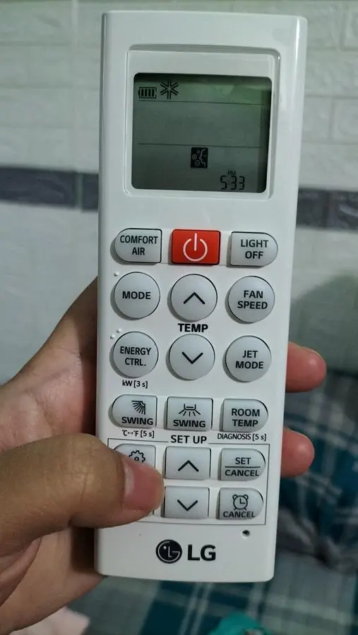 Khách hàng review Máy lạnh LG Inverter 1 HP V10WIN 12