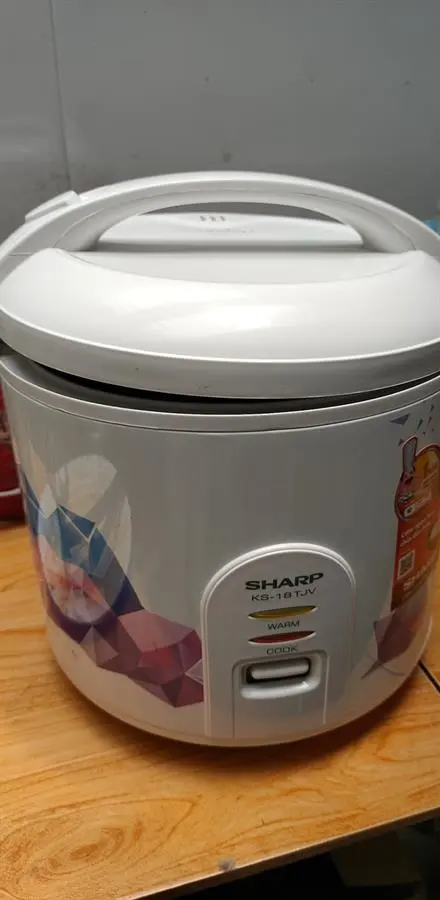 Khách hàng review Nồi cơm nắp gài Sharp 1.8 lít KS-18TJV 21
