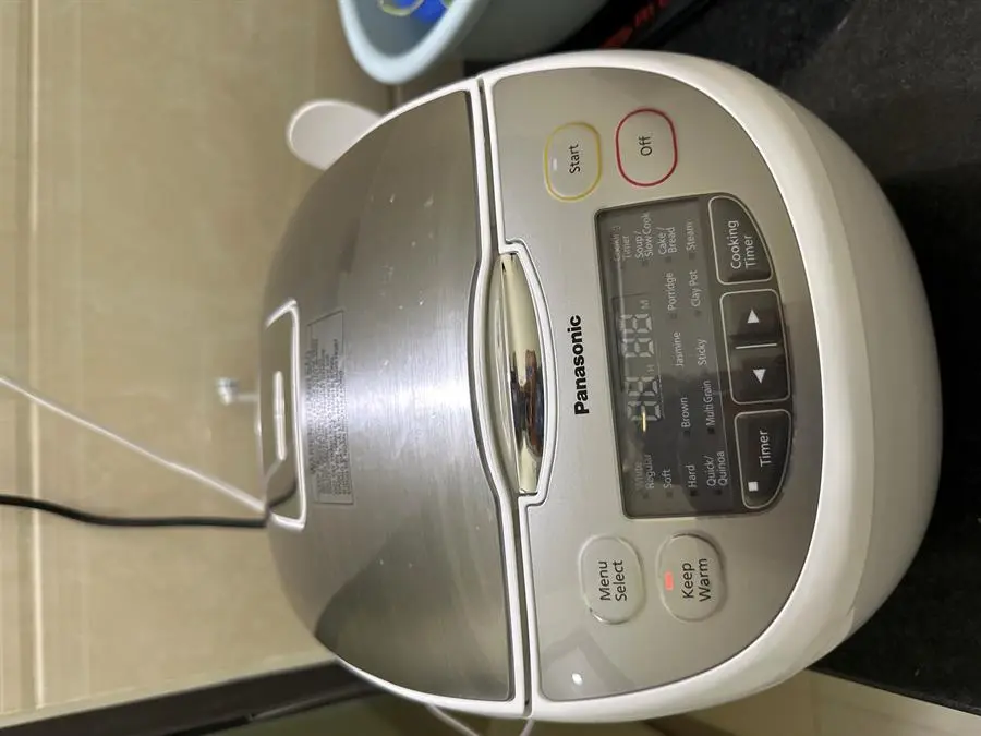 Khách hàng review Nồi cơm điện tử Panasonic 1.8 lít SR-CX188SRAM 1