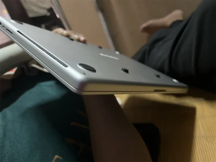 Khách hàng review Laptop Apple MacBook Pro 16 inch M1 Pro 2021 10-core CPU/16GB/1TB/16-core GPU (MK1F3SA/A) 5