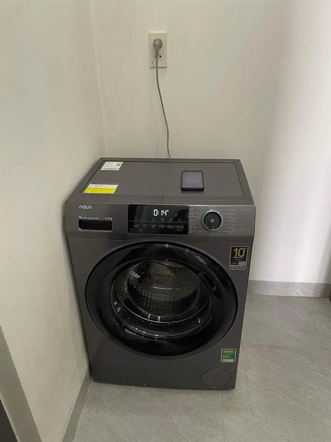 Khách hàng review Máy giặt Aqua Inverter 9 kg AQD-A902G S 10