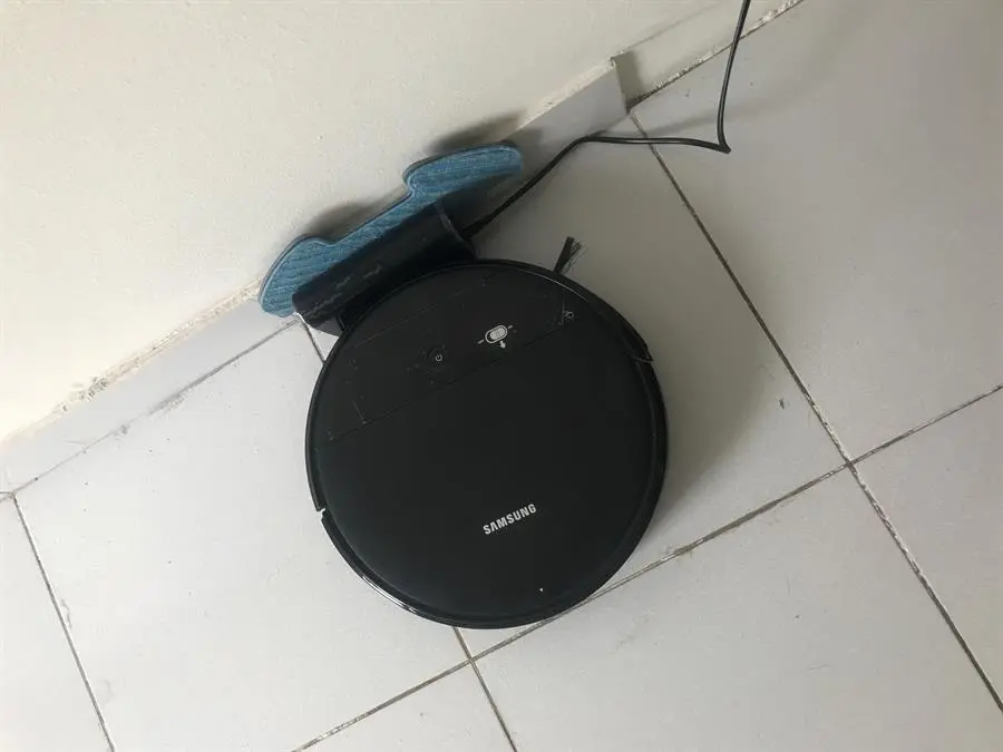 Khách hàng review Robot hút bụi lau nhà Samsung VR05R5050WK/SV 16