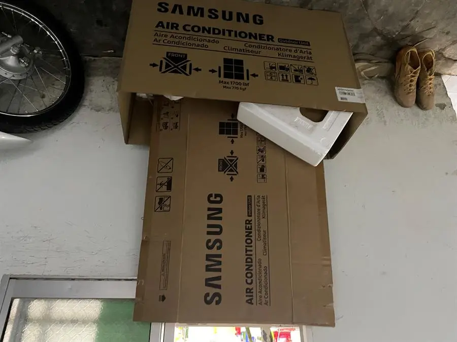 Khách hàng review Máy lạnh Samsung Inverter 1 HP AR09TYHQASINSV 39