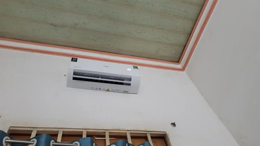 Khách hàng review Máy lạnh Aqua Inverter 1 HP AQA-RV9QA 39