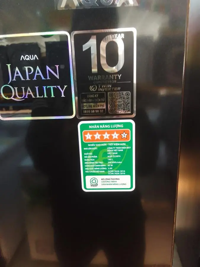 Khách hàng review Tủ lạnh Aqua Inverter 189 lít AQR-T220FA(FB) 29