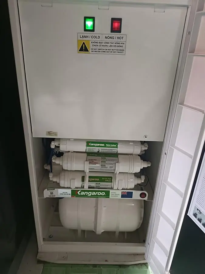 Khách hàng review Máy giặt Aqua Inverter 10.5 KG AQW-DR105FT BK 4