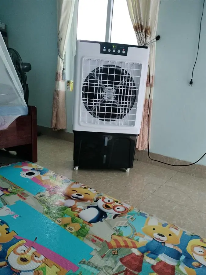 Khách hàng review Quạt điều hòa Midea AC375-19CRH 130W 8