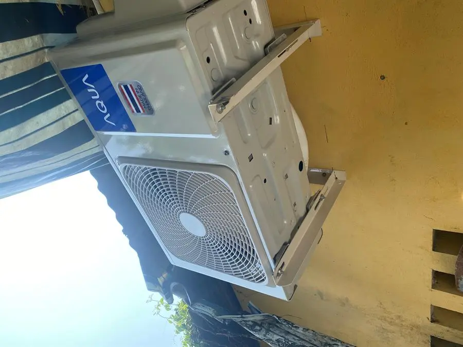 Khách hàng review Tủ lạnh Aqua Inverter 347 lít AQR-T389FA(WGB) 3