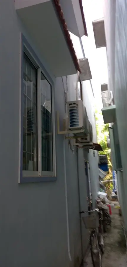 Khách hàng review Máy lạnh Samsung Wind-Free Inverter 1 HP AR10CYFAAWKNSV 23