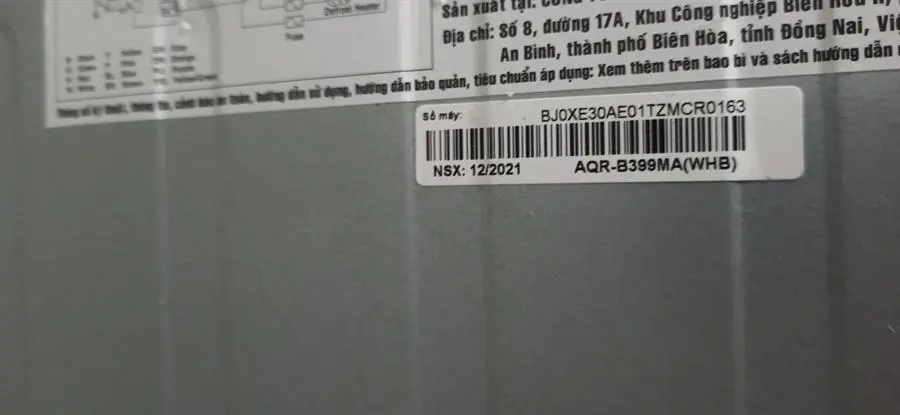 Khách hàng review Tủ lạnh Aqua Inverter 320 lít AQR-B399MA(WHB) 4