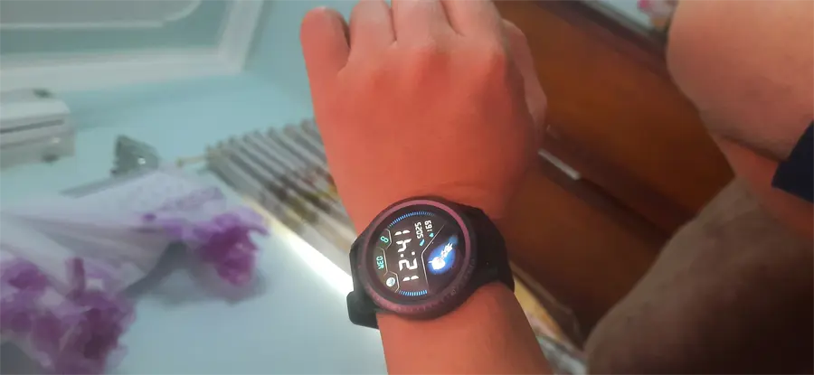 Khách hàng review Đồng hồ thông minh Itel ISW-41 47mm Đen 2